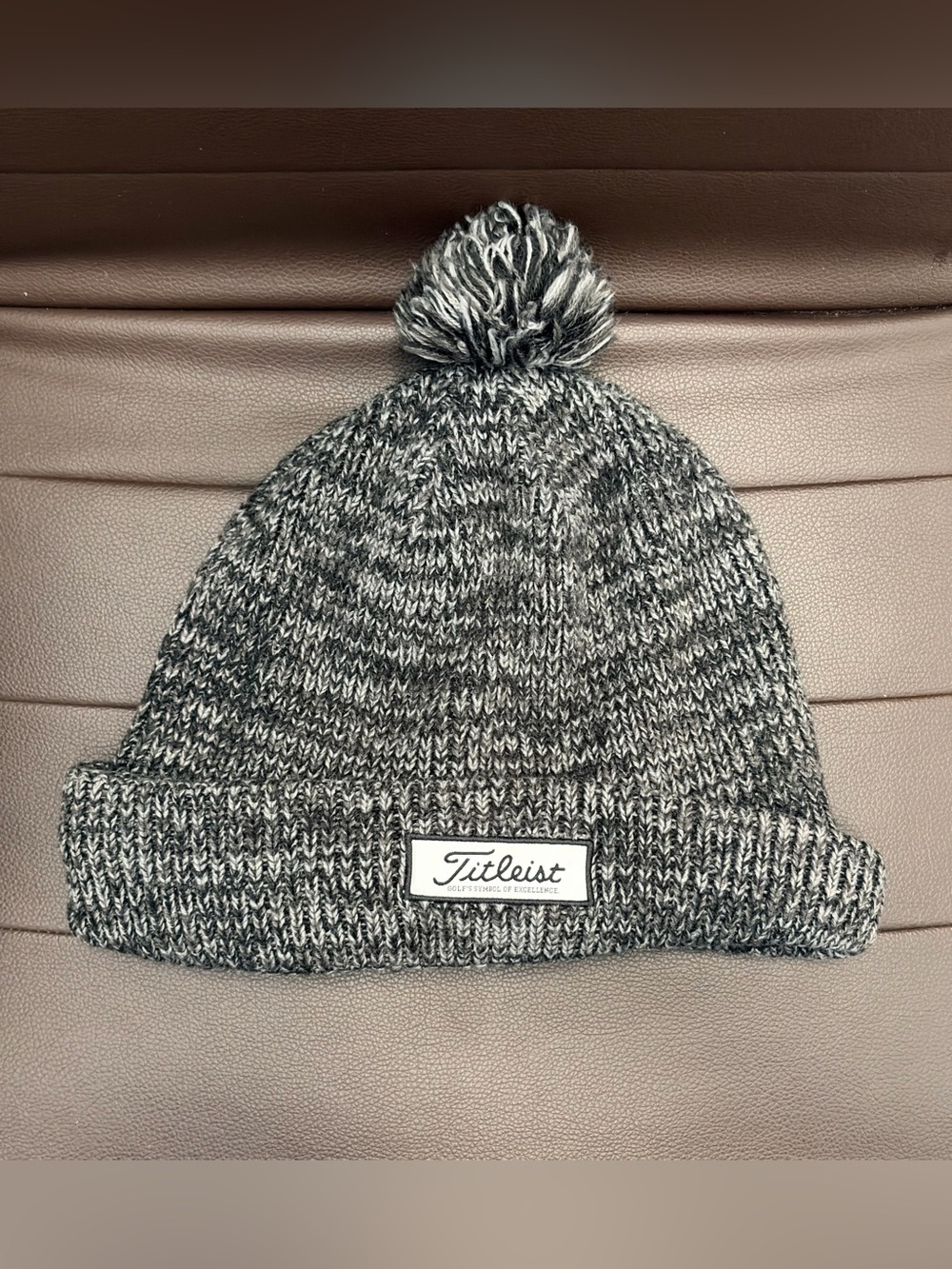 Titleist Mens (USED) Pom Pom Winter Golf Hat Heathered 2021